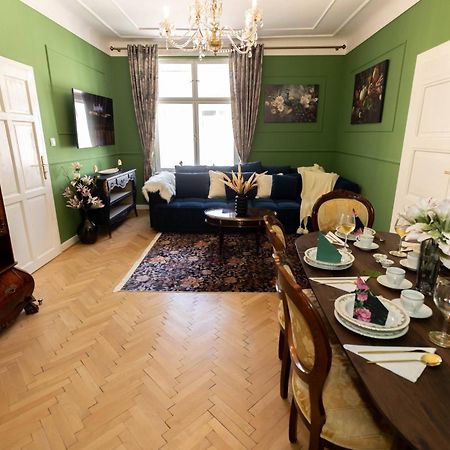 New, Stylish And Spacious Apartment Pozsony Kültér fotó